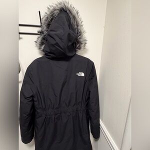 The North Face Black Parka Jacket with Fur Trim. No holes! Great Parka!